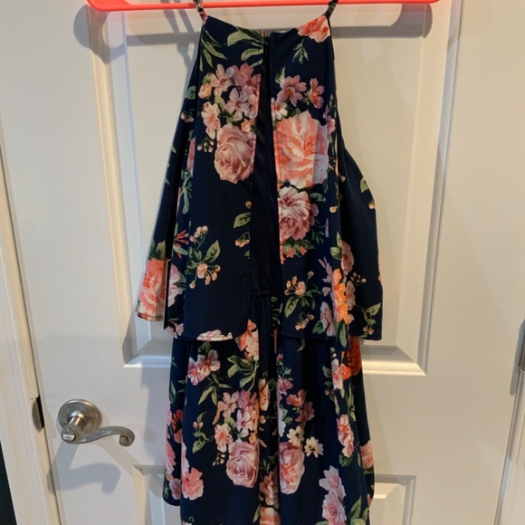 Lulu’s romper - Picture 4 of 4